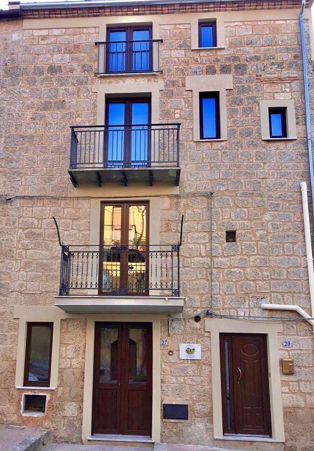 La Casa Del Borgo Bed and Breakfast Petralia Soprana Εξωτερικό φωτογραφία
